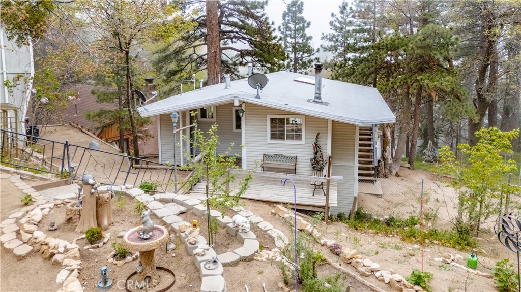 30919 Valley Oak Drive Property Photo 3