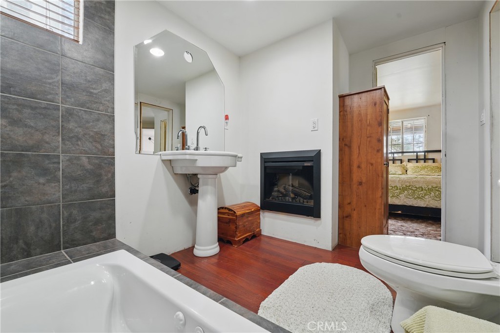 30919 Valley Oak Drive Property Photo 36