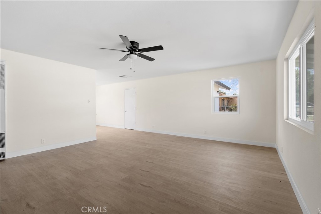 16245 Pine Street Property Photo 5
