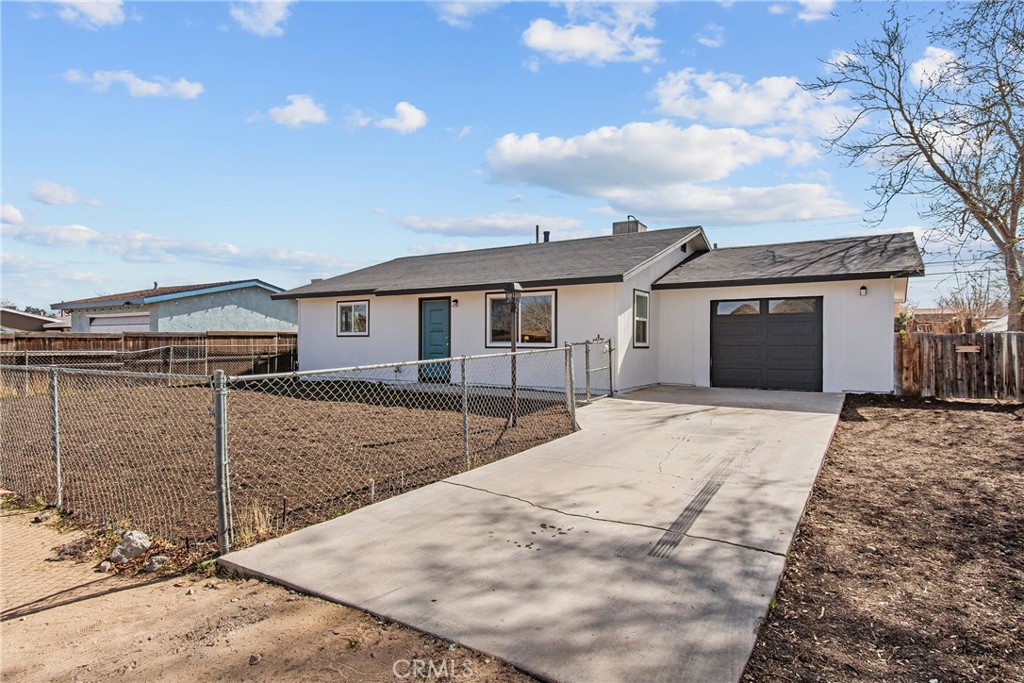 16245 Pine Street Property Photo 9
