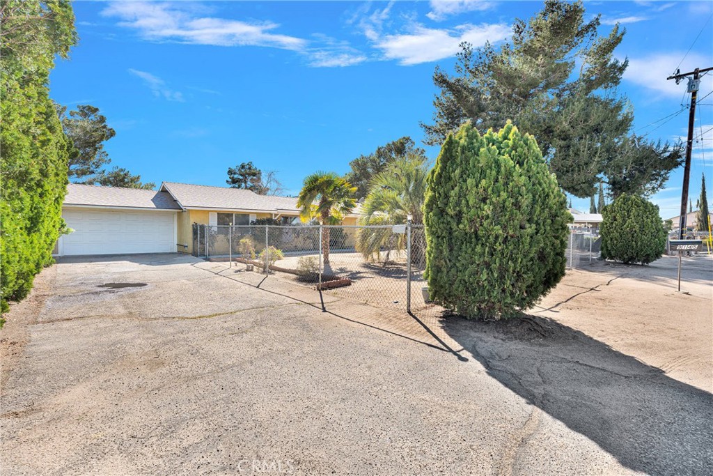 9145 Olema Avenue Property Photo 3