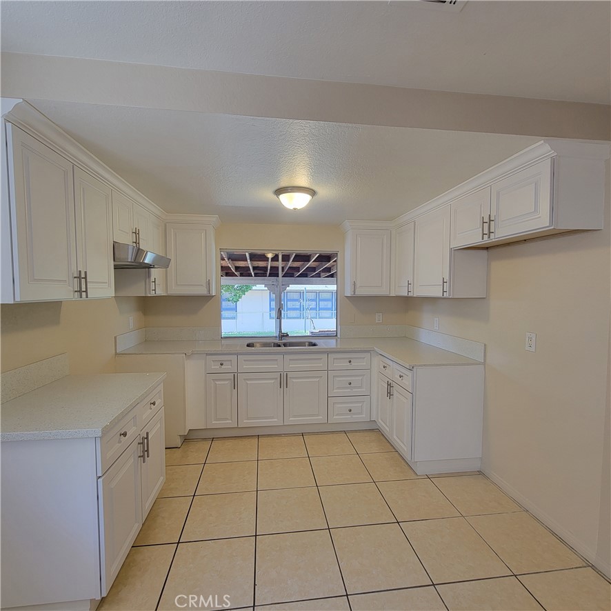 17435 Ramona Avenue Property Photo 9