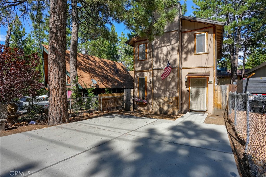 259 Maple Lane Property Photo