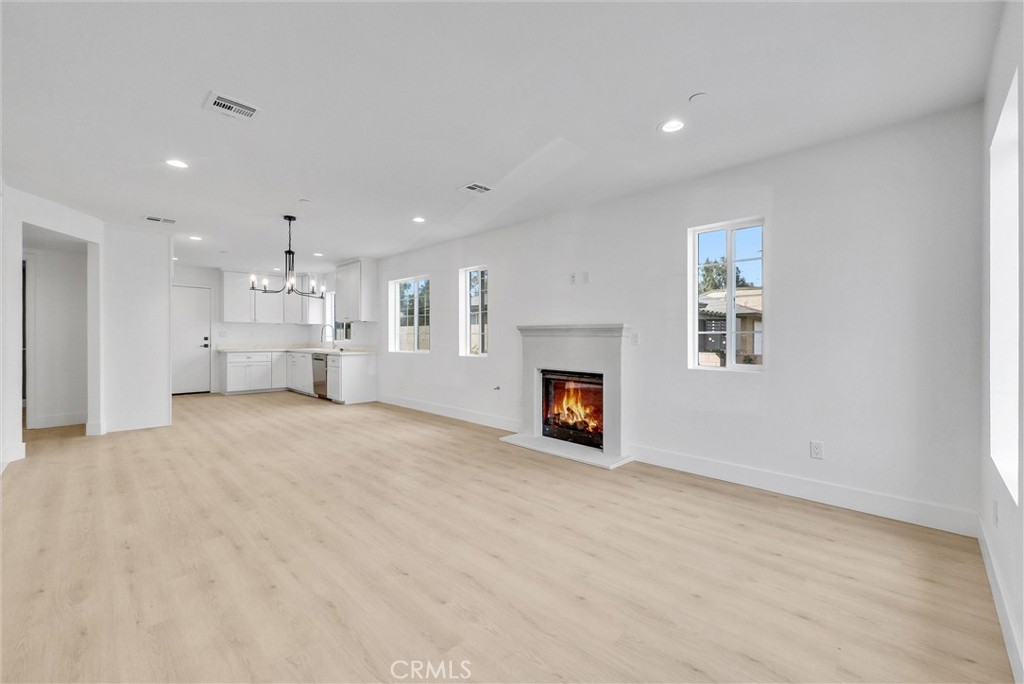 16385 Valencia Avenue 1 Property Photo 4