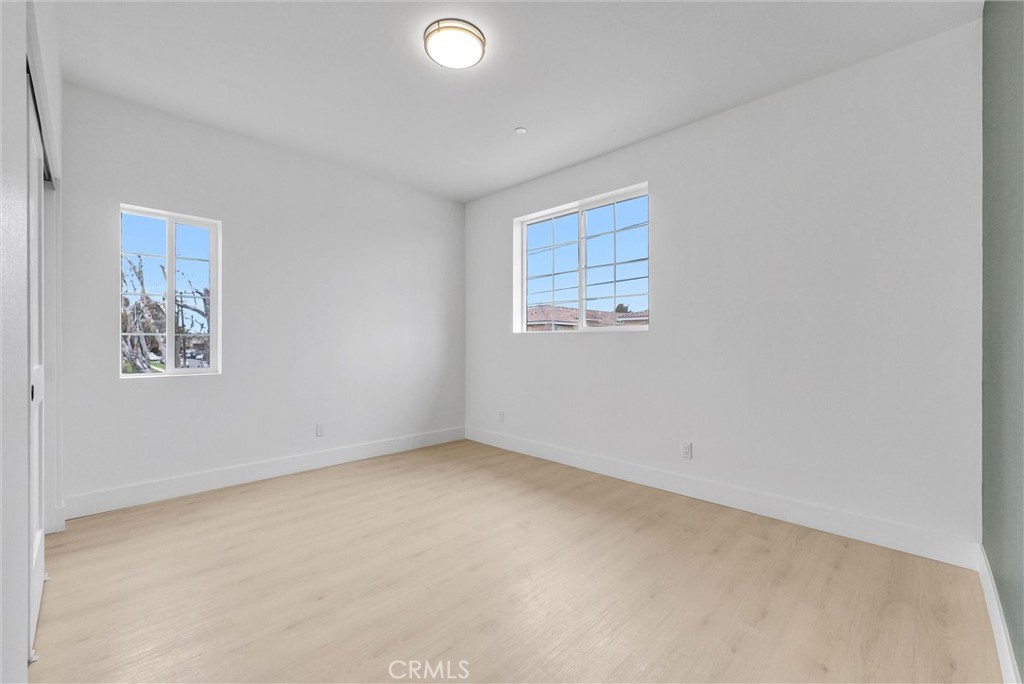 16385 Valencia Avenue 1 Property Photo 23