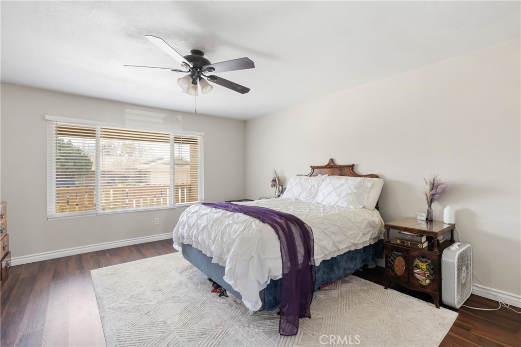 215 E Navilla Place Property Photo 22