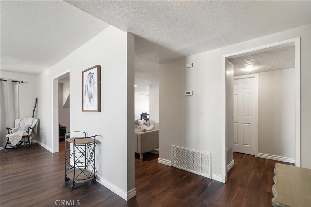 215 E Navilla Place Property Photo 25