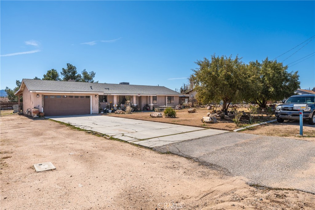 19095 Madrone Street Property Photo 2