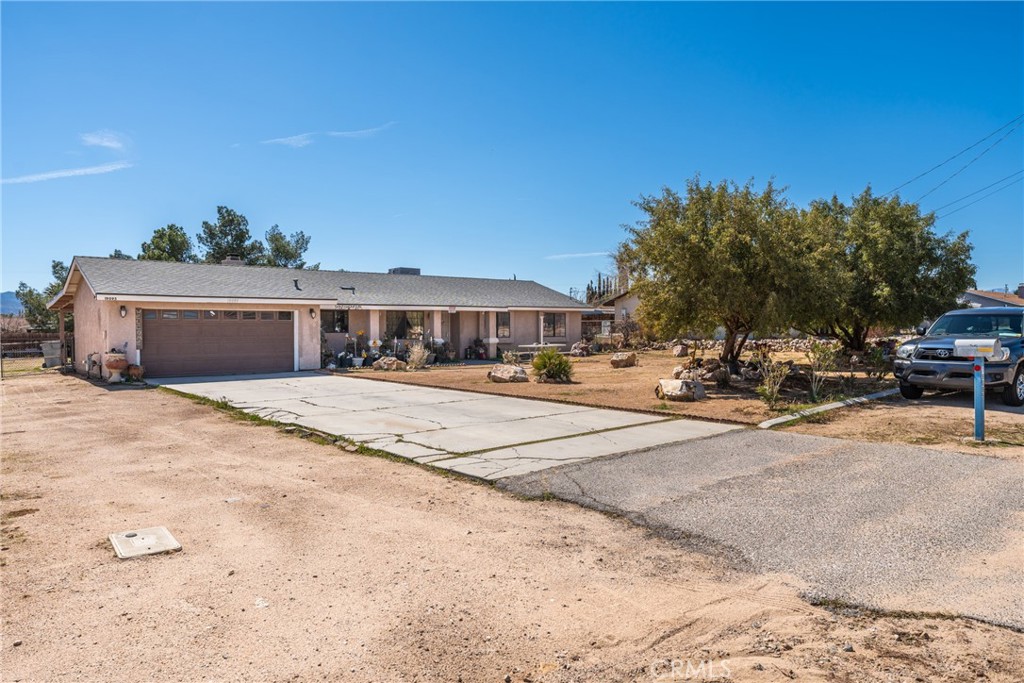 19095 Madrone Street Property Photo 2
