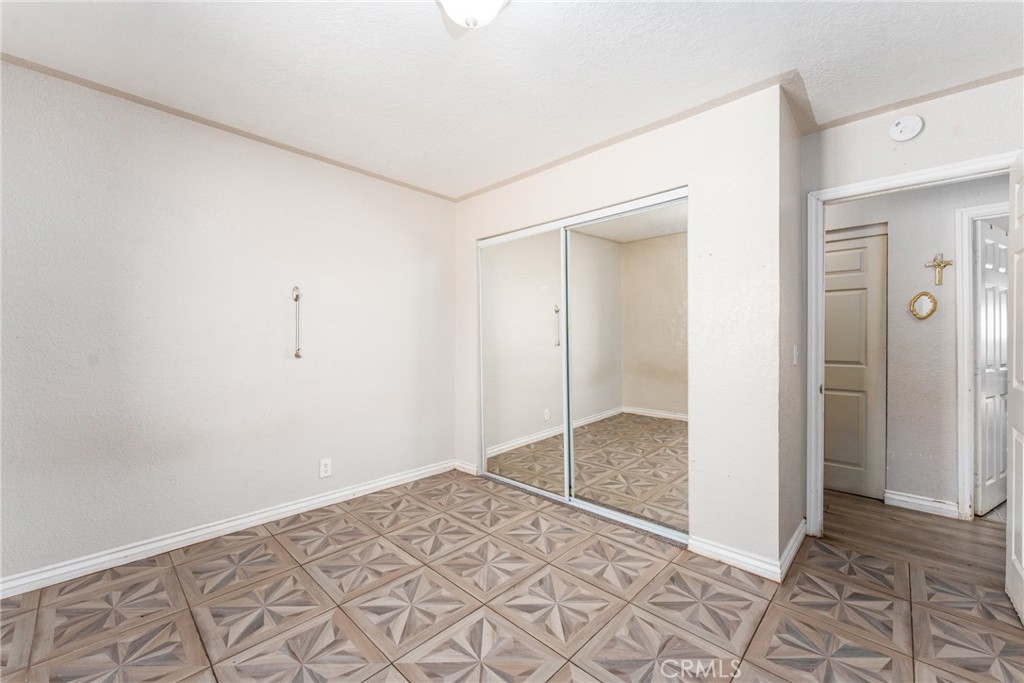 19095 Madrone Street Property Photo 13