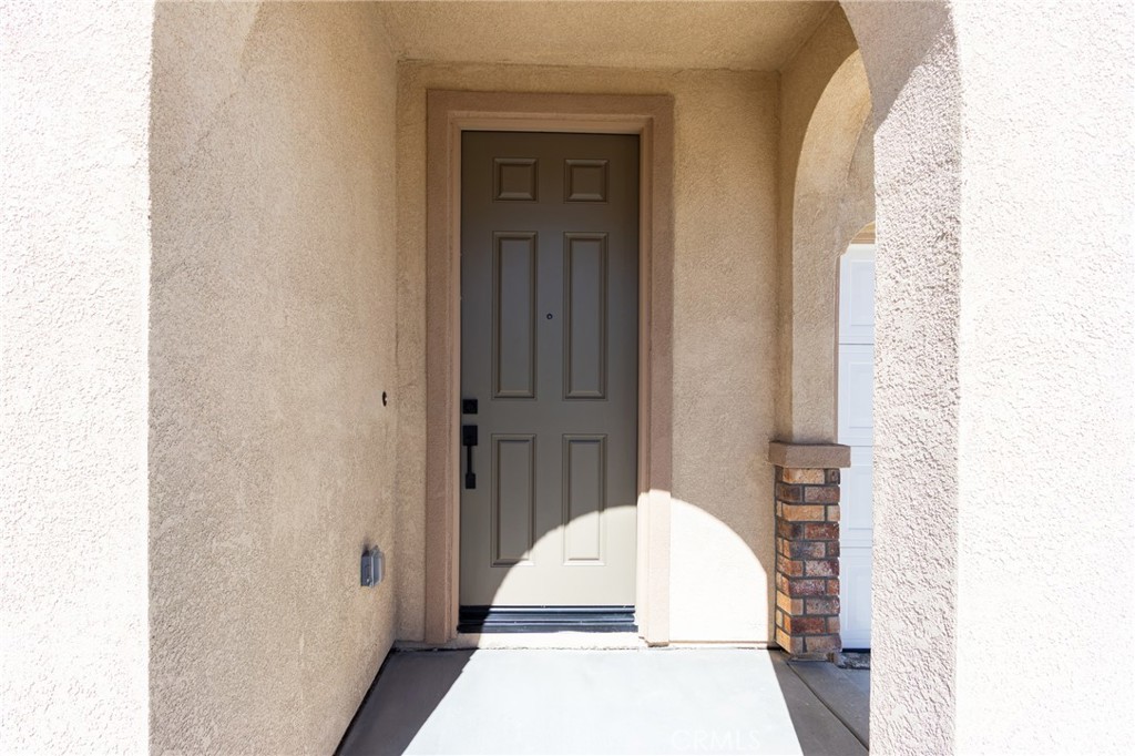 12990 Campbell Court Property Photo 5