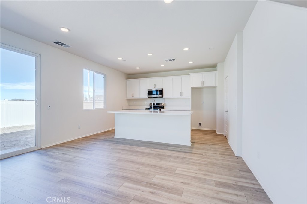 12990 Campbell Court Property Photo 10