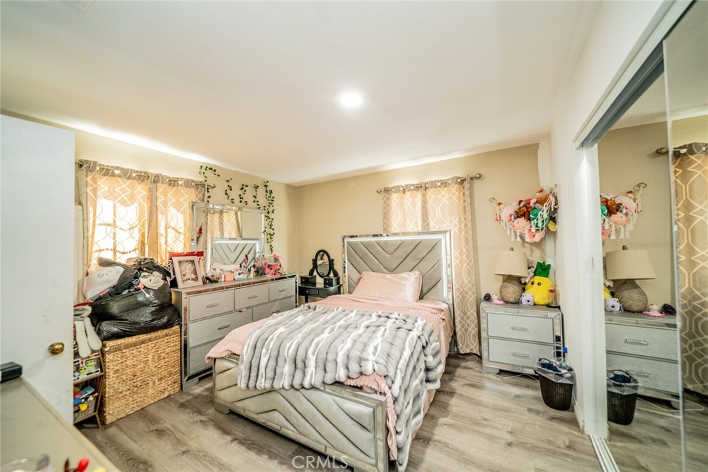 3042 N D Street Property Photo 17