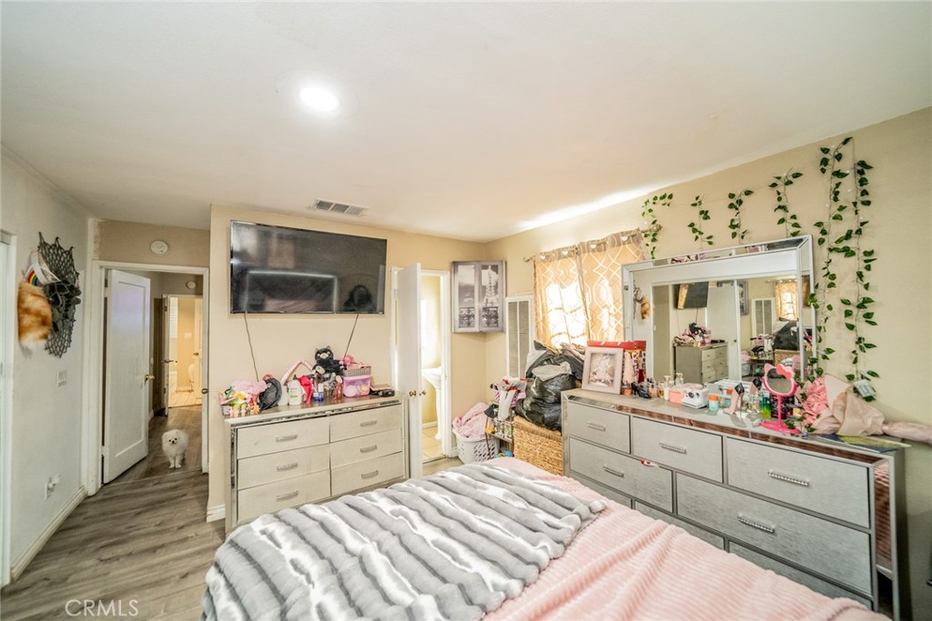 3042 N D Street Property Photo 18