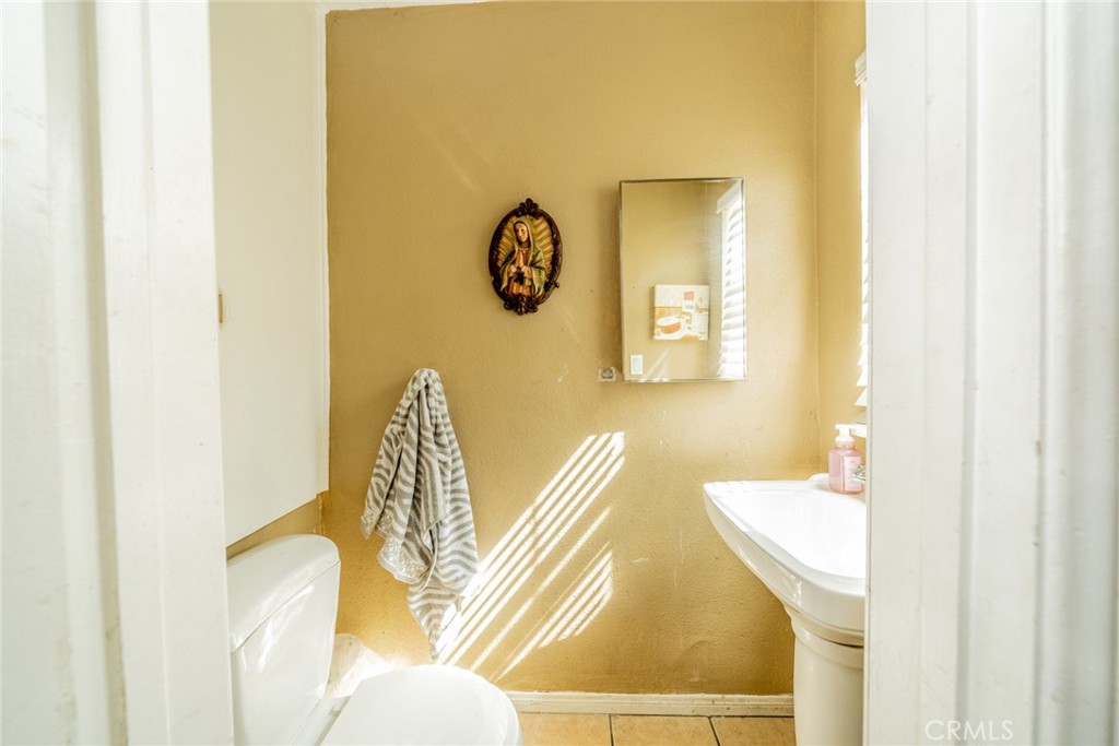 3042 N D Street Property Photo 21