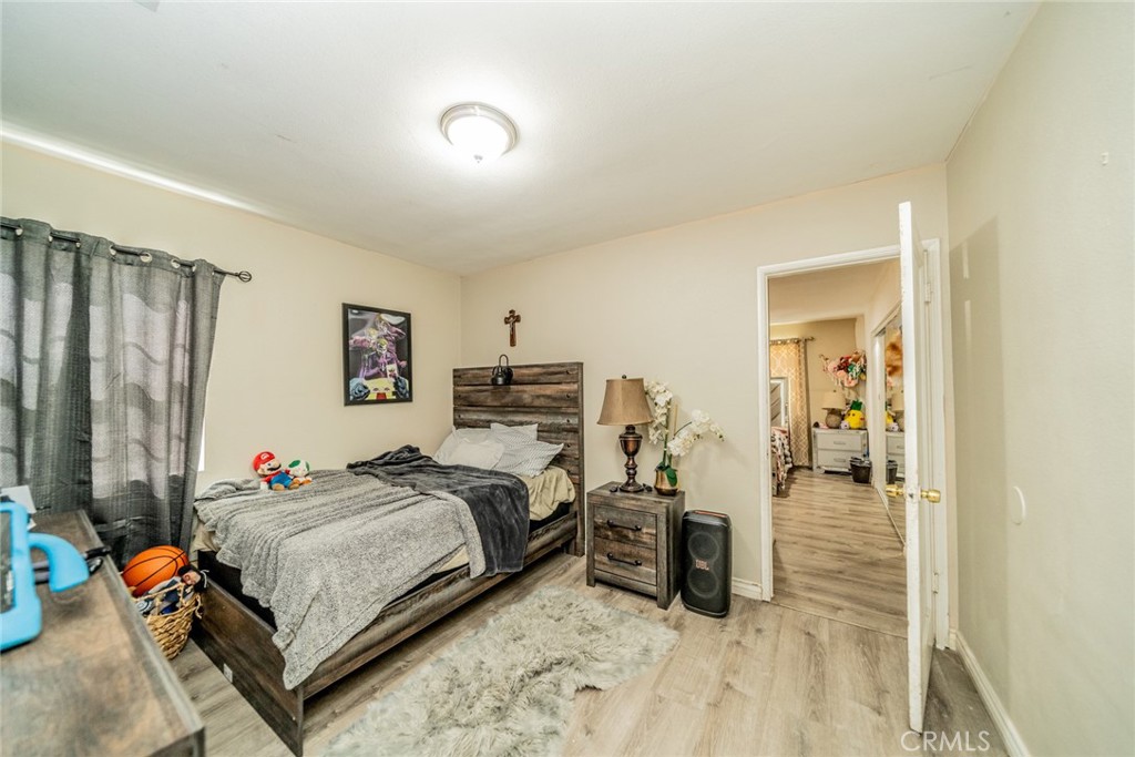 3042 N D Street Property Photo 23