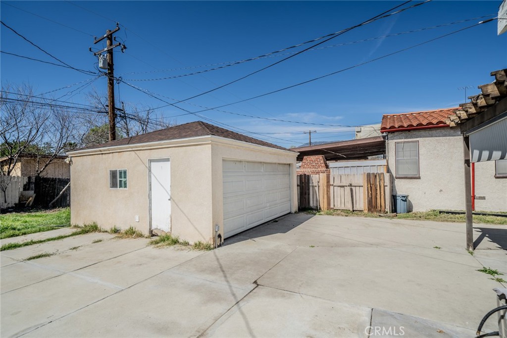 3042 N D Street Property Photo 31