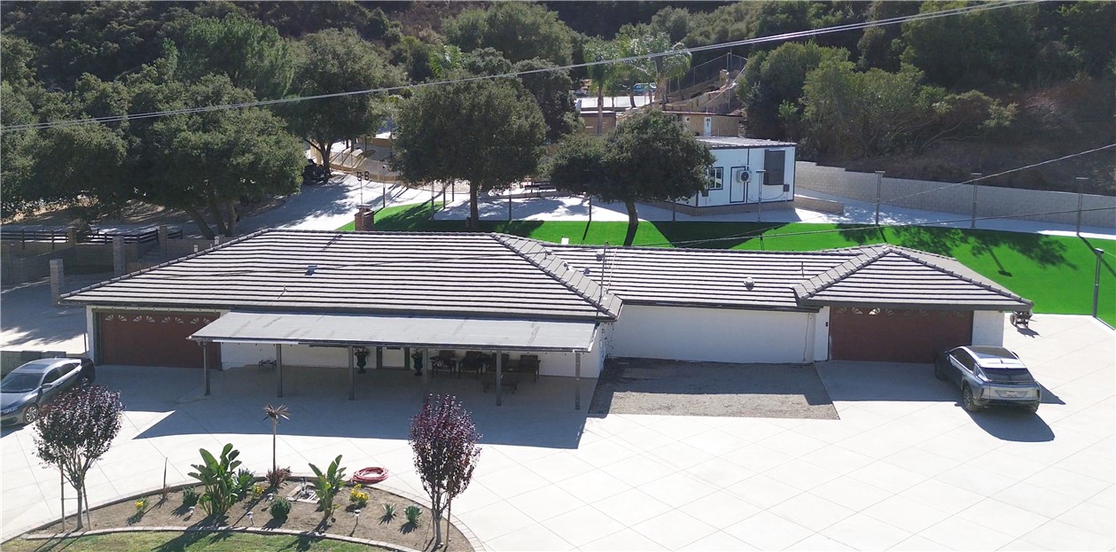 2400 Mabey Canyon Road Property Photo 2