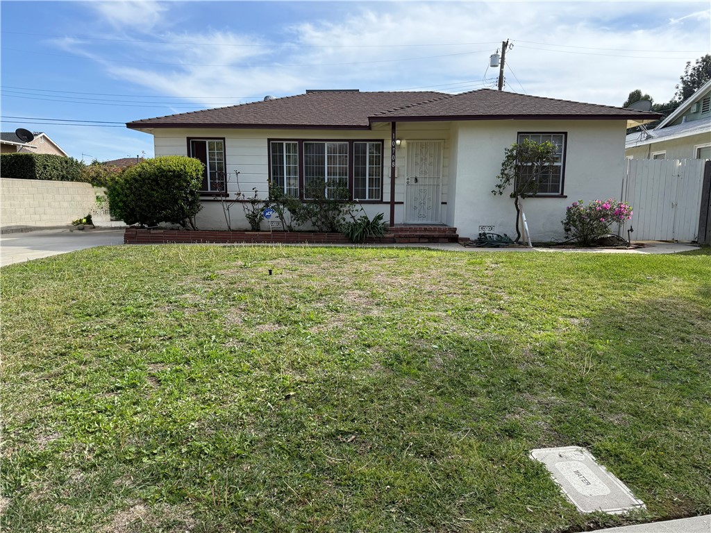 10708 Lora Street Property Photo