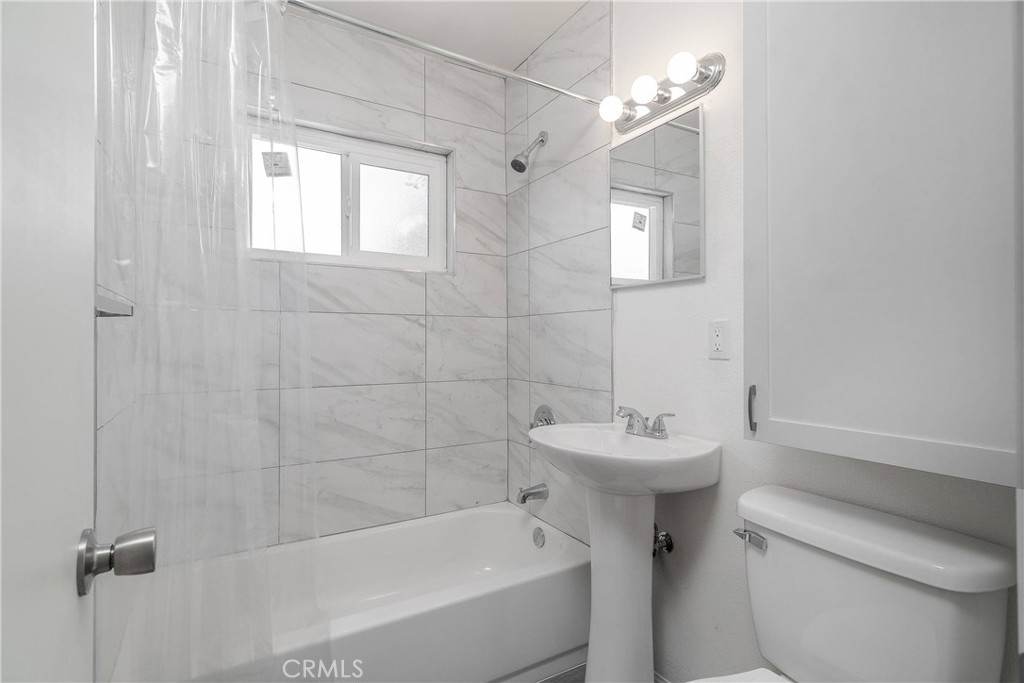 520 S Desert View Drive Property Photo 22
