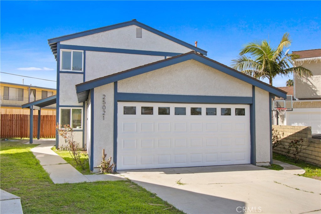 25021 Doria Avenue Property Photo