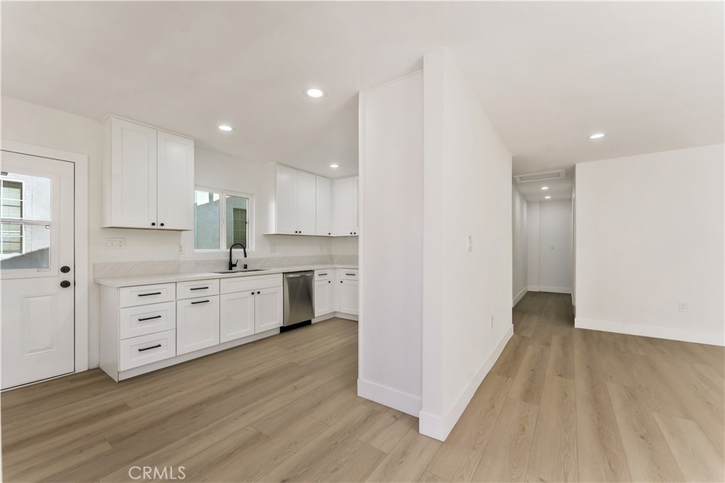 7149 Fairfax Drive Property Photo 1