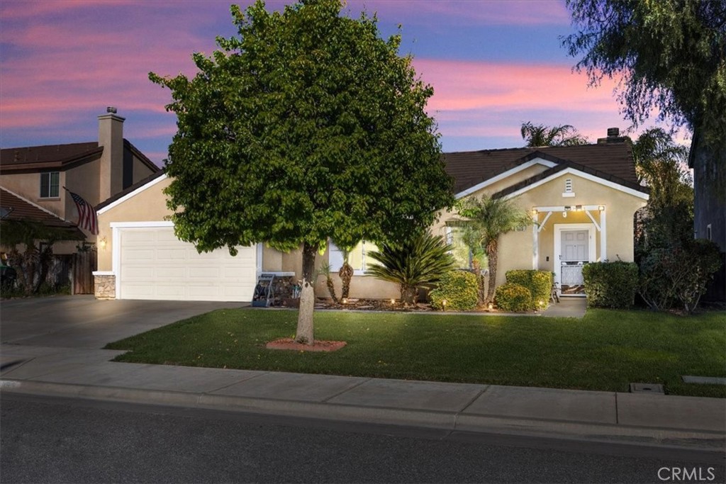 155 La Clarita Avenue Property Photo
