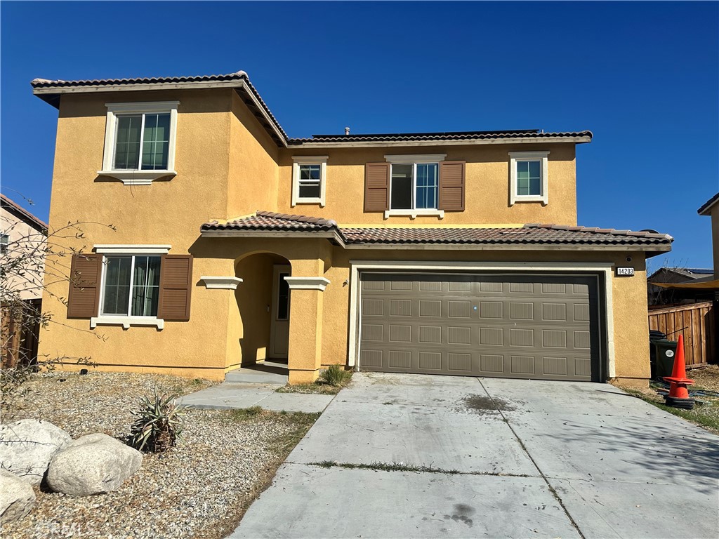 14203 Tierra Del Sur Street Property Photo
