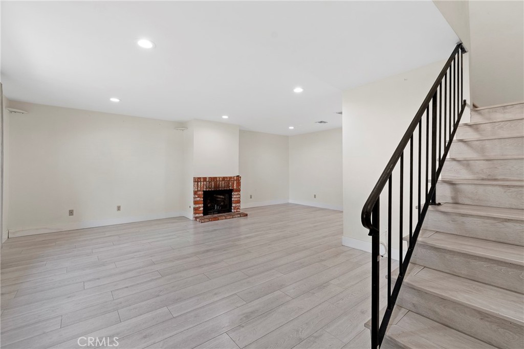2061 W Redlands Boulevard 14b Property Photo 19