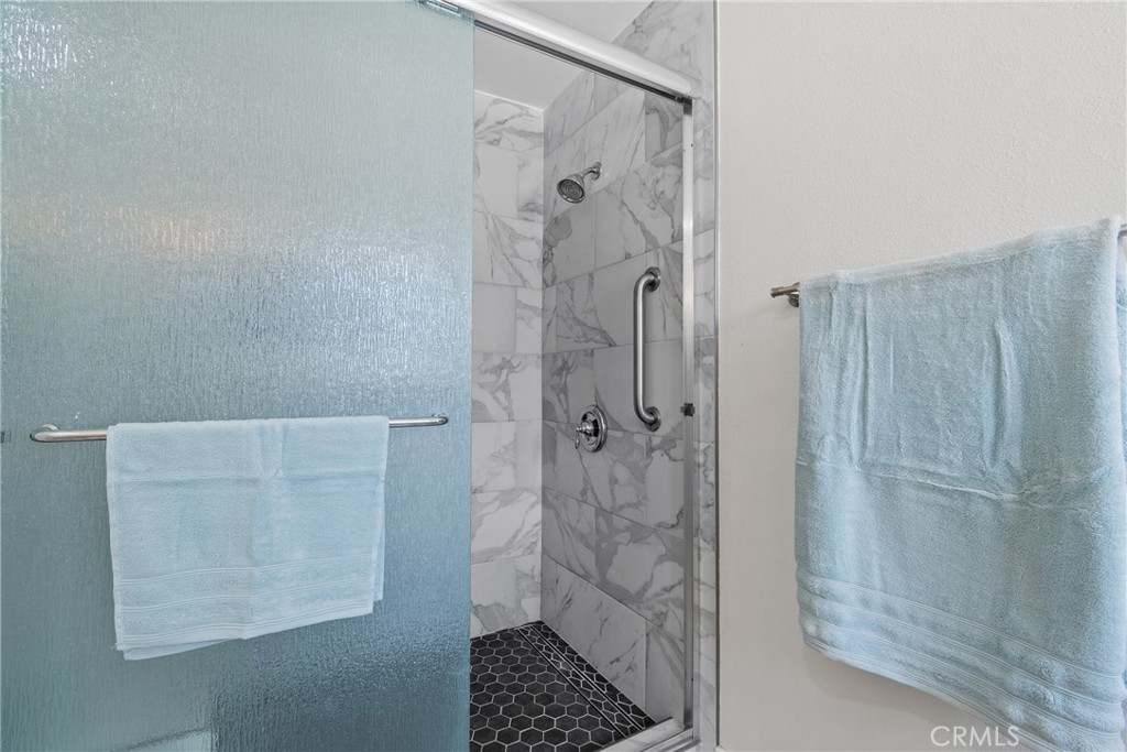 2061 W Redlands Boulevard 14b Property Photo 20