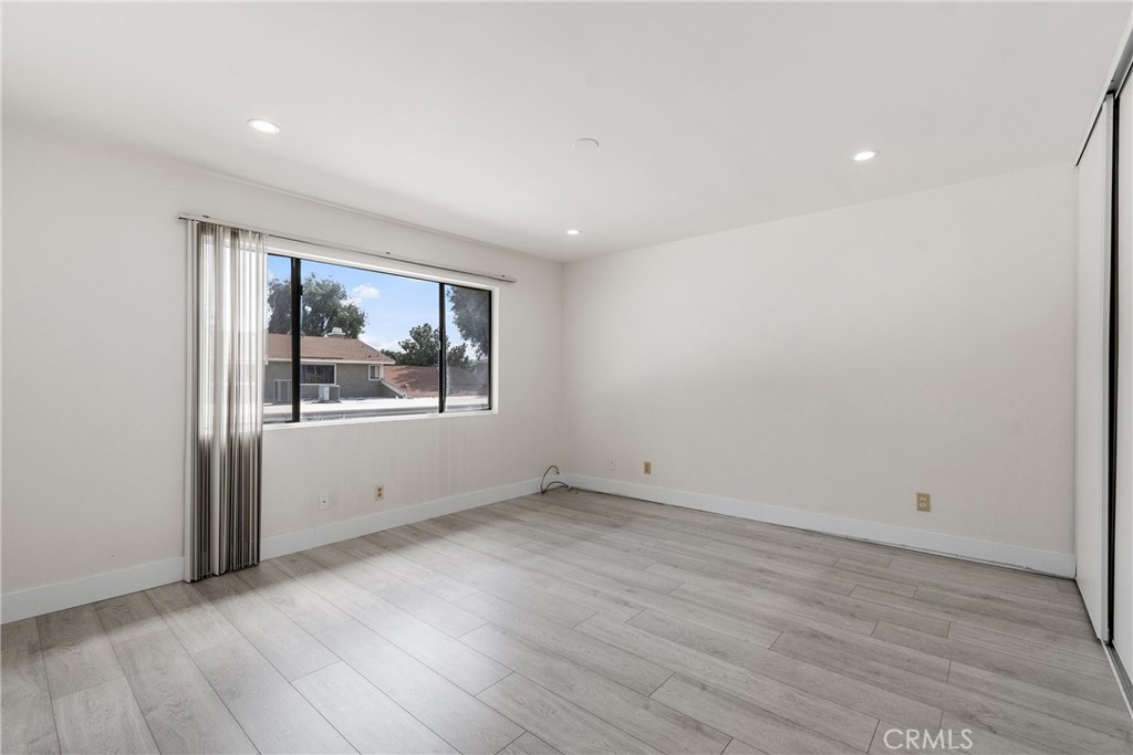 2061 W Redlands Boulevard 14b Property Photo 25
