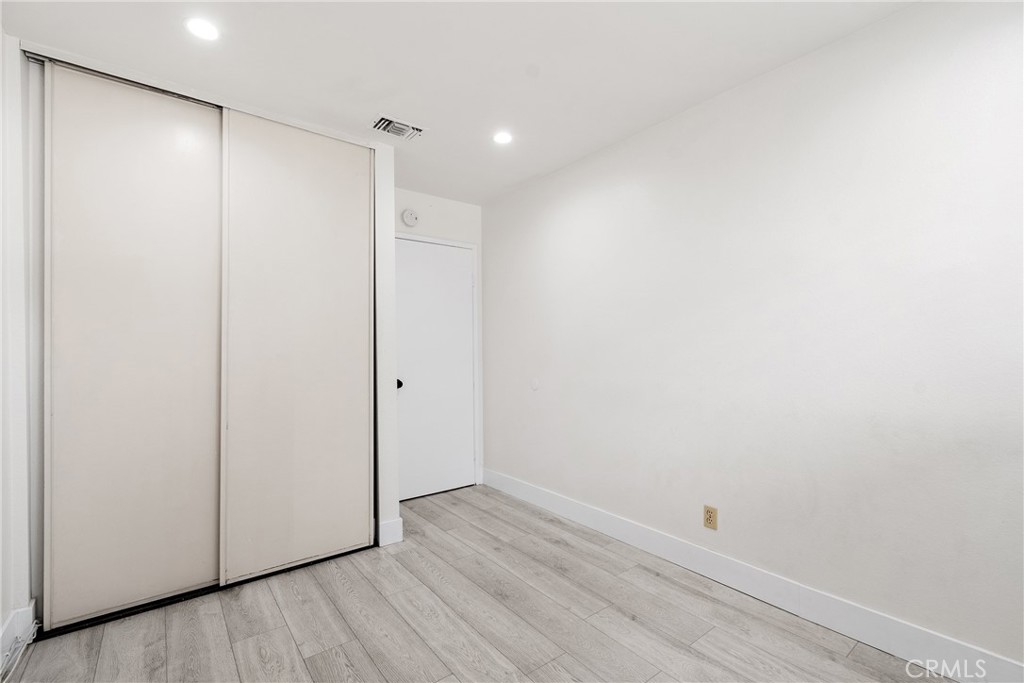 2061 W Redlands Boulevard 14b Property Photo 27