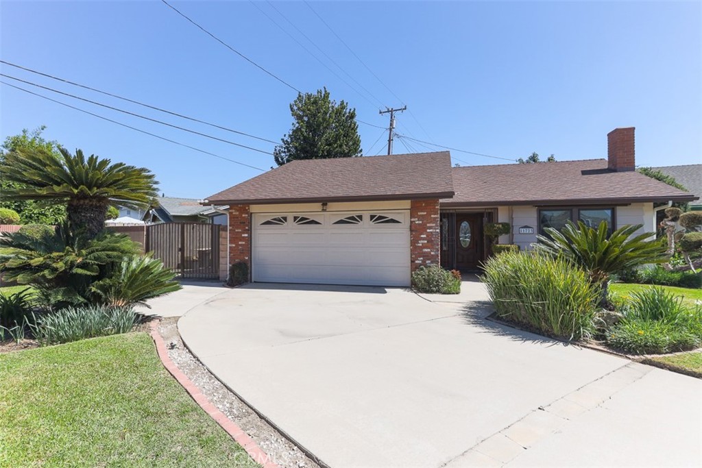 11723 Pickering Way Property Photo
