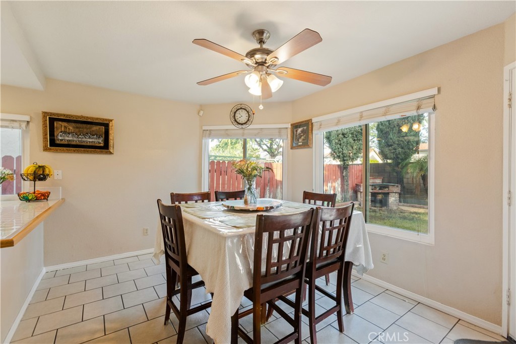 1108 W Van Koevering Street Property Photo 5