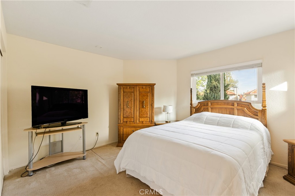 1108 W Van Koevering Street Property Photo 10