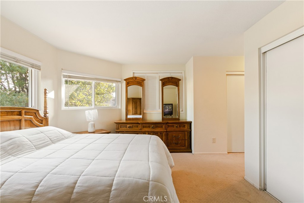 1108 W Van Koevering Street Property Photo 11