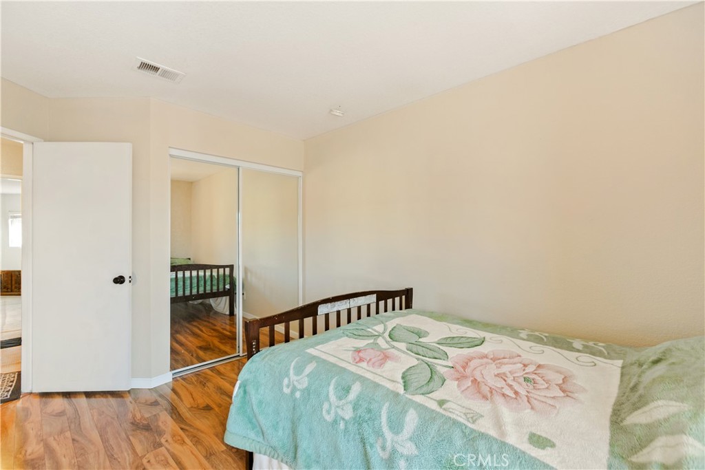 1108 W Van Koevering Street Property Photo 14