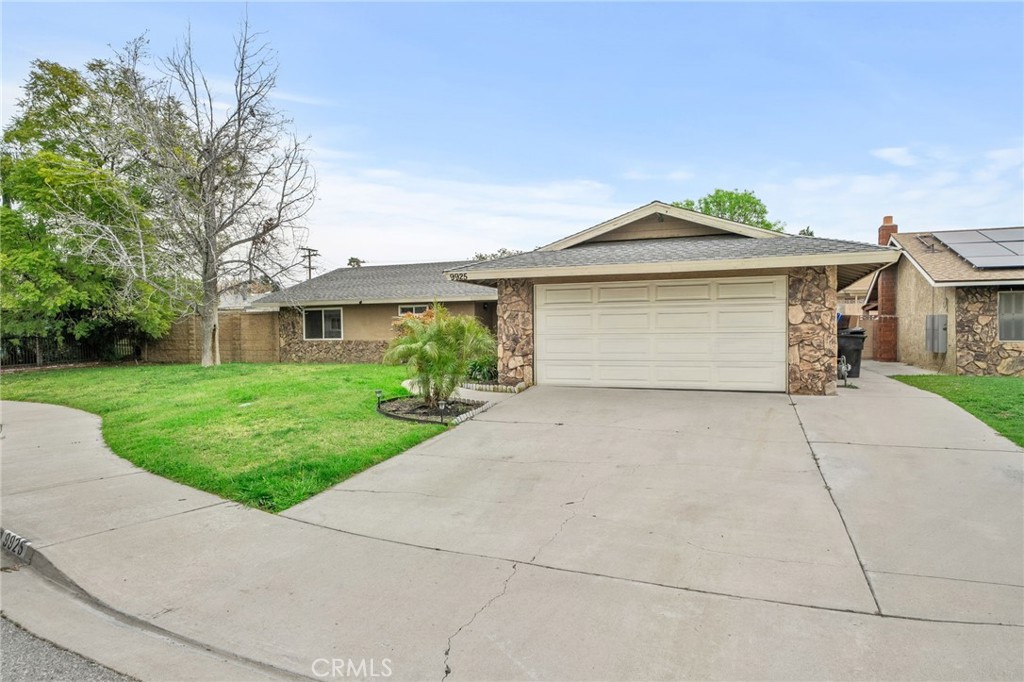 9925 Toyon Avenue Property Photo