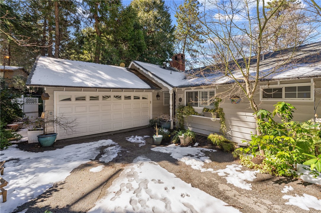 438 Valley Road Property Photo