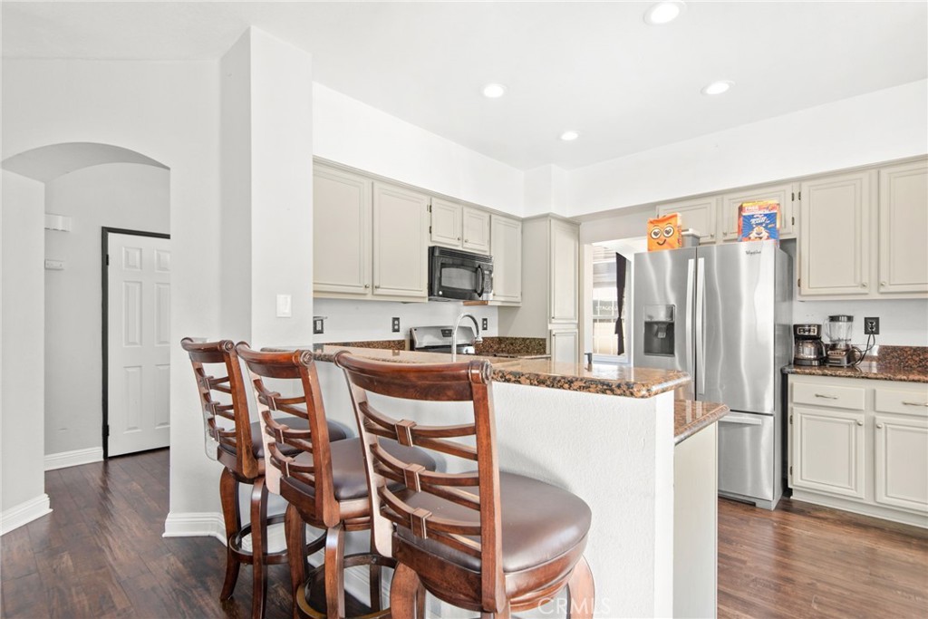 2073 W Summerset Drive Property Photo 10