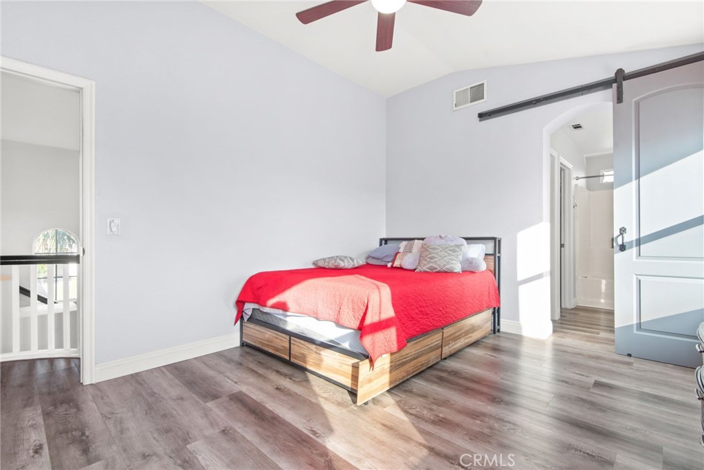 2073 W Summerset Drive Property Photo 16