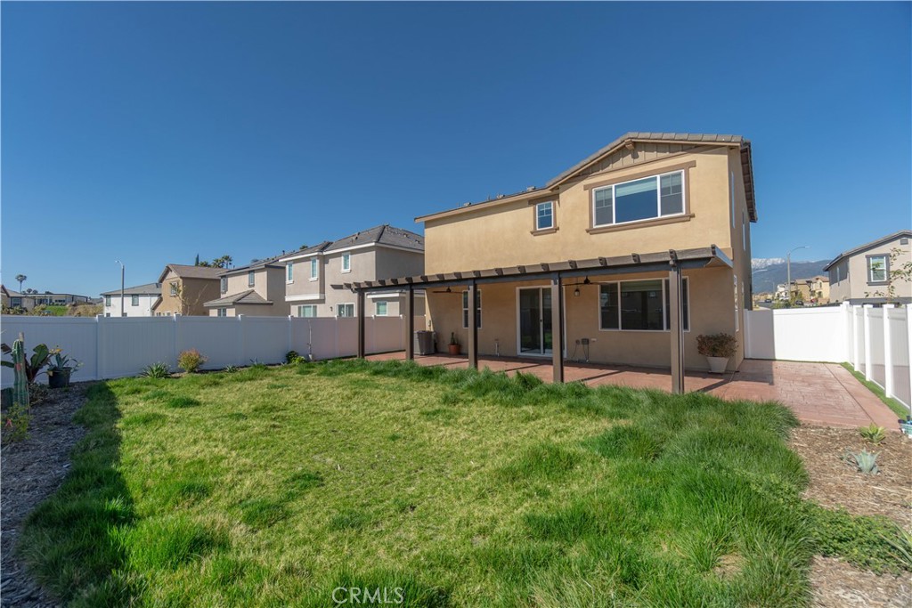 2525 Powell Drive Property Photo 3