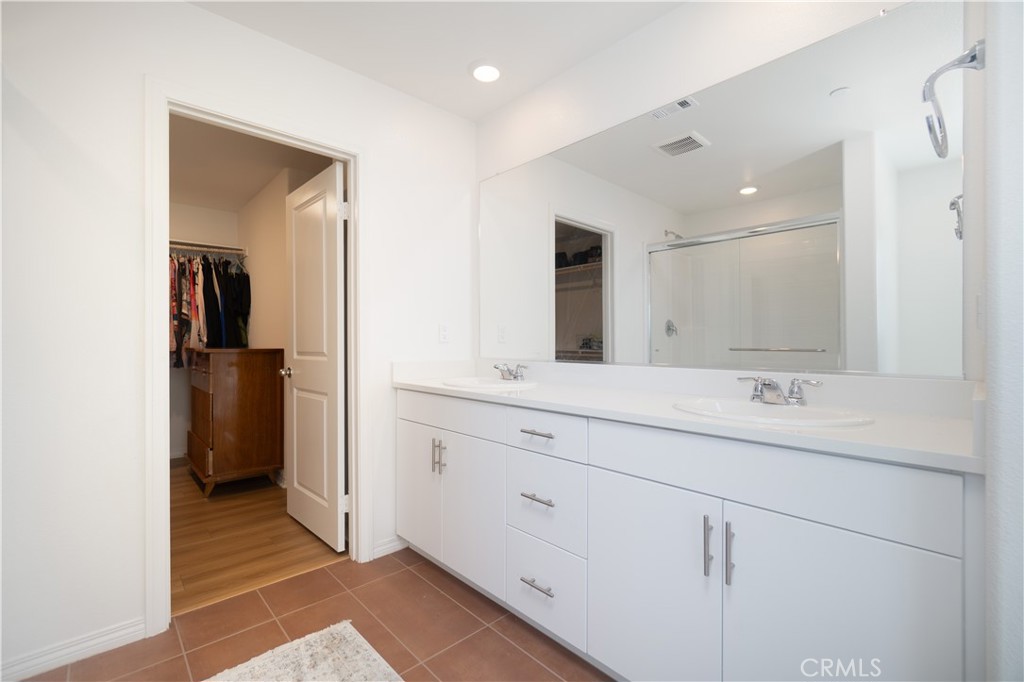 2525 Powell Drive Property Photo 19