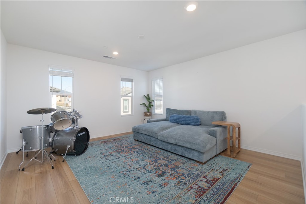2525 Powell Drive Property Photo 24