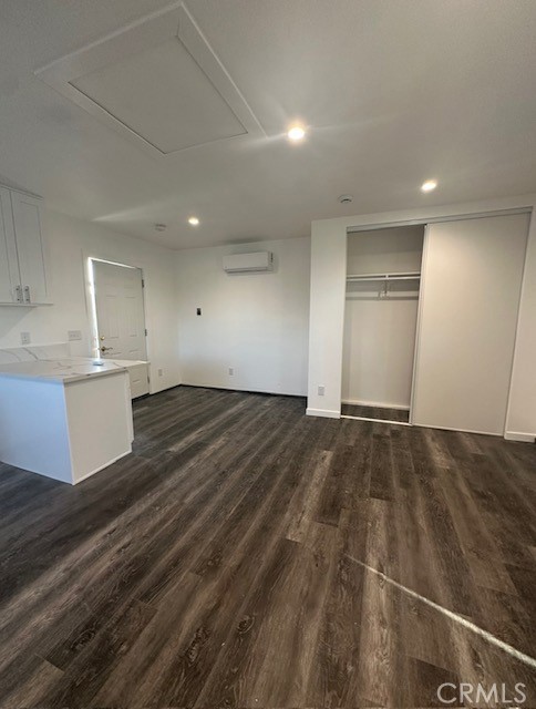 9642 Bolton Avenue Property Photo 6