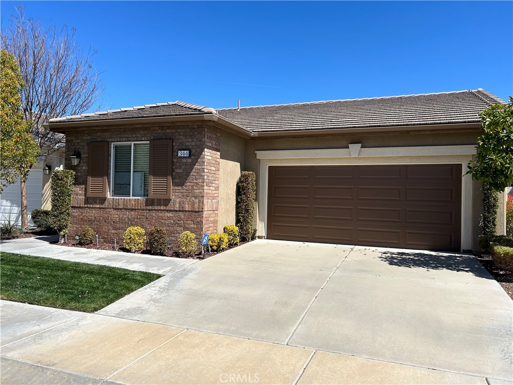 344 Shining Rock Property Photo 1