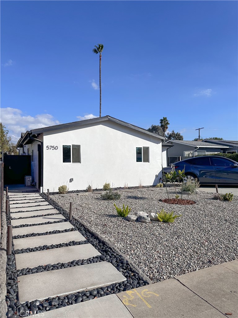 5750 Willis Avenue Property Photo
