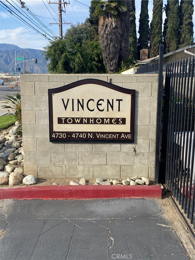 4730 N Vincent Avenue B Property Photo