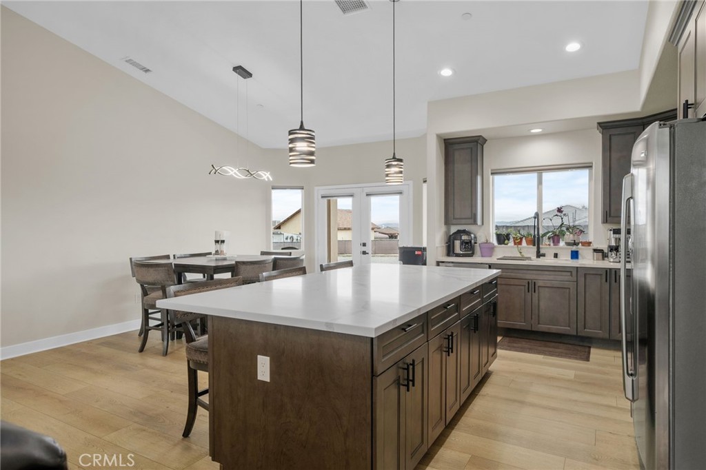 10983 Redwood Avenue Property Photo 11