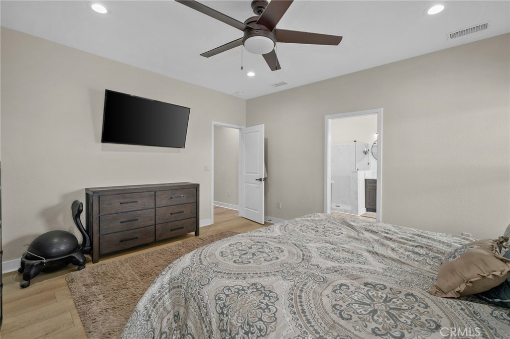 10983 Redwood Avenue Property Photo 14